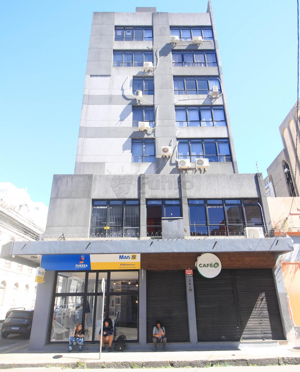 Alugar Comercial / Sala em Condomínio em Pelotas R$ 1.180,00 - Foto 14