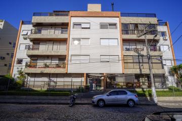 Alugar Apartamento / Padrão em Pelotas. apenas R$ 3.000,00