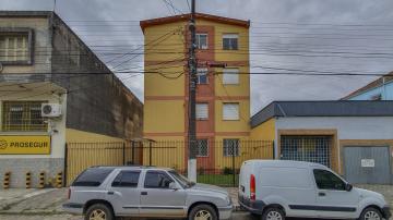 Alugar Apartamento / Padrão em Pelotas. apenas R$ 212.000,00