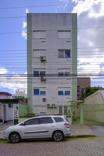 Alugar Apartamento / Padrão em Pelotas. apenas R$ 360.000,00