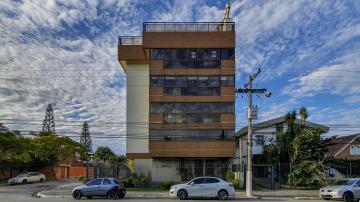 Alugar Apartamento / Cobertura em Pelotas. apenas R$ 1.400.000,00