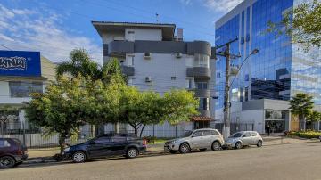 Alugar Apartamento / Padrão em Pelotas. apenas R$ 550.000,00