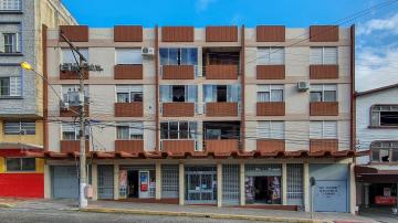 Alugar Apartamento / Padrão em Pelotas. apenas R$ 270.000,00