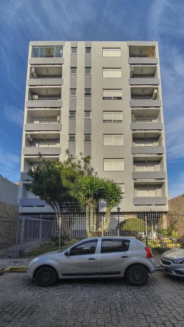 Alugar Apartamento / Padrão em Pelotas. apenas R$ 600.000,00