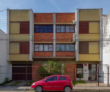 Alugar Apartamento / Padrão em Pelotas. apenas R$ 235.000,00