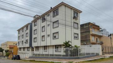 Alugar Apartamento / Padrão em Pelotas. apenas R$ 1.300,00