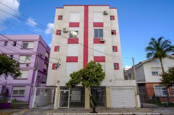 Alugar Apartamento / Padrão em Pelotas. apenas R$ 1.500,00