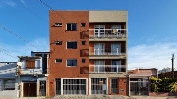 Alugar Apartamento / Loft / Studio em Pelotas. apenas R$ 750,00