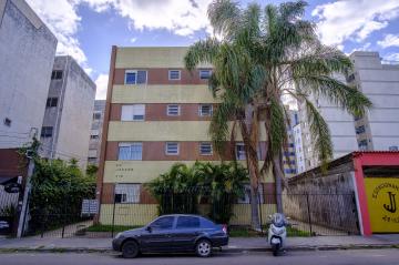 Alugar Apartamento / Padrão em Pelotas. apenas R$ 192.000,00