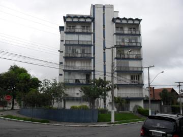 Apartamento amplo com 3 quartos, sendo 1 suíte, em zona nobre de Pelotas, para aluguel ou venda