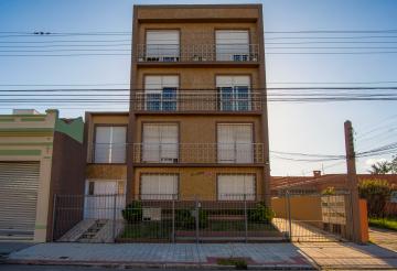 Alugar Apartamento / Padrão em Pelotas. apenas R$ 1.350,00