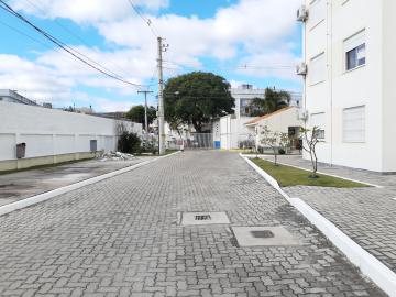 Apartamento Confortável de 2 Quartos no Centro de Pelotas - Edifício Residencial Parque Central