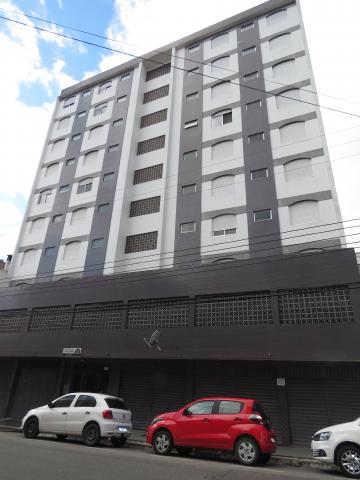 Descubra Seu Novo Lar: Encantador Apartamento de 2 Dormitórios no Edifício Residencial e Comercial Zanetti, Centro de Pelotas