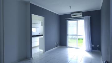 Alugar Casa / Condomínio em Pelotas. apenas R$ 1.110,00