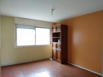 Alugar Apartamento / Padrão em Pelotas. apenas R$ 1.000,00