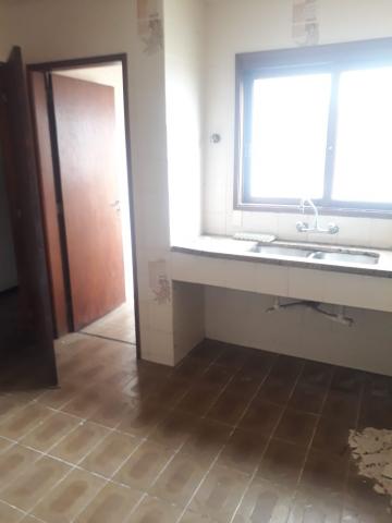 imagem 4 - Oportunidade Imperdível! Apartamento Espaçoso no Centro com 3 Dormitórios, Incluindo 1 Suíte e Vaga de Garagem imagem 4 - Oportunidade Imperdível! Apartamento Espaçoso no Centro com 3 Dormitórios, Incluindo 1 Suíte e Vaga de Garagem