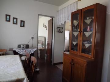 Alugar Apartamento / Padrão em Pelotas. apenas R$ 120.000,00