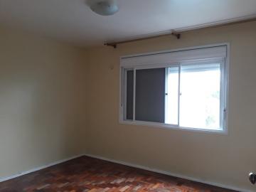 Alugar Apartamento / Padrão em Pelotas. apenas R$ 225.000,00