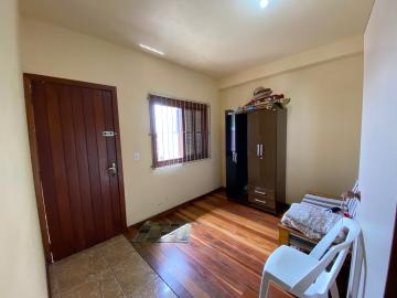 Alugar Casa / Padrão em Pelotas. apenas R$ 850.000,00