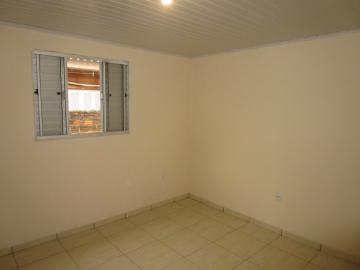 Alugar Casa / Padrão em Pelotas R$ 550,00 - Foto 3 Alugar Casa / Padrão em Pelotas R$ 550,00 - Foto 3
