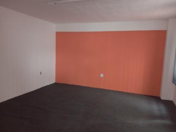 Alugar Comercial / Sala em Condomínio em Pelotas. apenas R$ 450,00