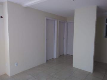 Alugar Apartamento / Padrão em Pelotas. apenas R$ 720,00