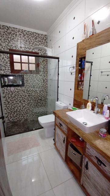 Comprar Casa / Padrão em Pelotas R$ 450.000,00 - Foto 8 Comprar Casa / Padrão em Pelotas R$ 450.000,00 - Foto 8