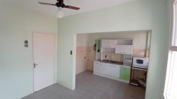 Alugar Apartamento / Padrão em Pelotas. apenas R$ 265.000,00