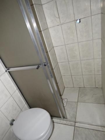 Alugar Apartamento / Fora de Condomínio em Pelotas R$ 800,00 - Foto 11 Alugar Apartamento / Fora de Condomínio em Pelotas R$ 800,00 - Foto 11