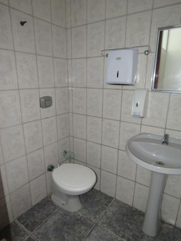 Alugar Comercial / Sala Fora de Condomínio em Pelotas R$ 700,00 - Foto 8 Alugar Comercial / Sala Fora de Condomínio em Pelotas R$ 700,00 - Foto 8