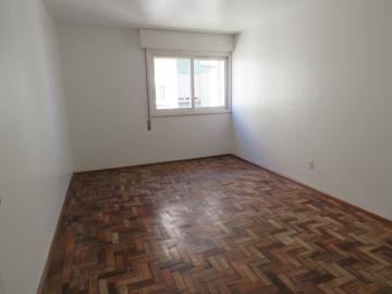Alugar Apartamento / Padrão em Pelotas. apenas R$ 680,00