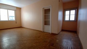 Alugar Apartamento / Padrão em Pelotas. apenas R$ 330.000,00