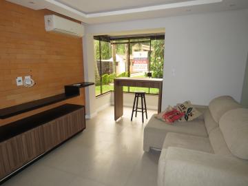 Apartamento / Padrão em Pelotas/RS 