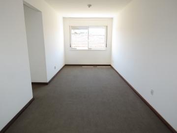 Alugar Apartamento / Padrão em Pelotas. apenas R$ 800,00