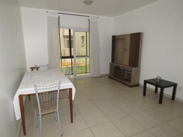 Alugar Apartamento / Padrão em Pelotas. apenas R$ 1.500,00