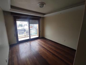 Alugar Apartamento / Fora de Condomínio em Pelotas. apenas R$ 450.000,00