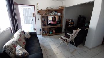Alugar Casa / Padrão em Pelotas. apenas R$ 350.000,00