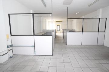imagem 5 - Aluguel de Prédio Comercial Parte Superior na Praça Dom Antônio Zareta, Centro de Pelotas imagem 5 - Aluguel de Prédio Comercial Parte Superior na Praça Dom Antônio Zareta, Centro de Pelotas
