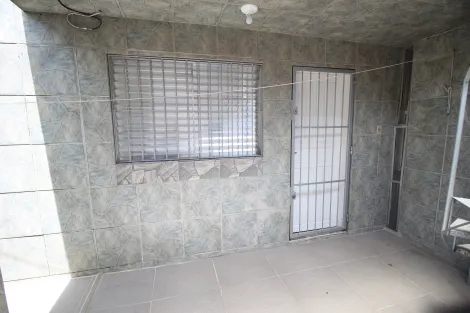 Apartamento  Fora de Condomínio no Bairro Fragata - Pelotas