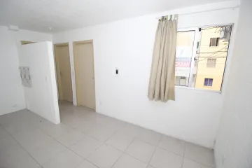 Alugar Apartamento / Padrão em Pelotas. apenas R$ 730,00