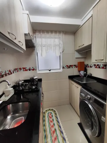 Oportunidade Única: Apartamento de 2 Dormitórios no Edifício Sevilha
