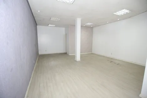 Alugar Comercial / Sala Fora de Condomínio em Pelotas. apenas R$ 2.000,00