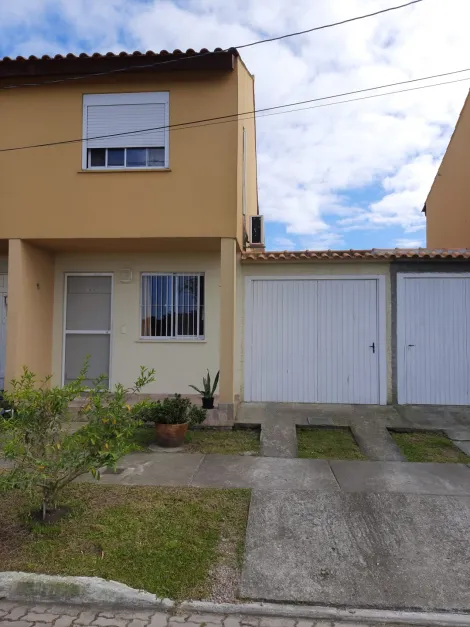 Alugar Casa / Condomínio em Pelotas. apenas R$ 290.000,00