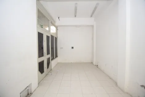 imagem 1 - Sala Comercial na Galeria Valencia ? Localização Estratégica em Frente à UCPel! imagem 1 - Sala Comercial na Galeria Valencia ? Localização Estratégica em Frente à UCPel!