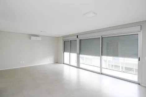 imagem 1 - Oportunidade Única: Sua Kitinete com Conforto e Estilo no Centro da Cidade imagem 1 - Oportunidade Única: Sua Kitinete com Conforto e Estilo no Centro da Cidade