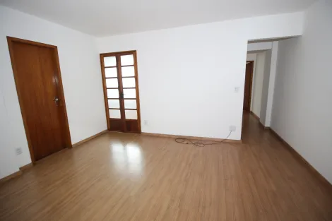 Alugar Apartamento / Padrão em Pelotas. apenas R$ 950,00