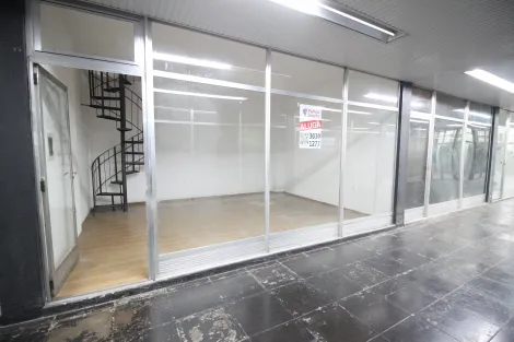 Alugar Comercial / Sala em Condomínio em Pelotas. apenas R$ 1.500,00