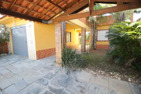 Casa disponível para locação no Laranjal em Pelotas