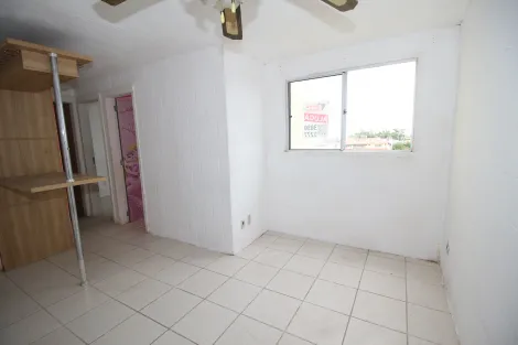 Alugar Apartamento / Padrão em Pelotas. apenas R$ 500,00