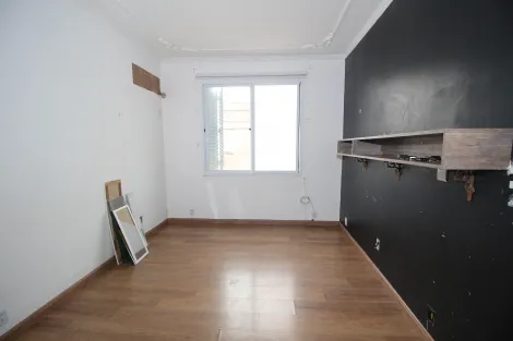 Alugar Apartamento / Padrão em Pelotas. apenas R$ 1.500,00